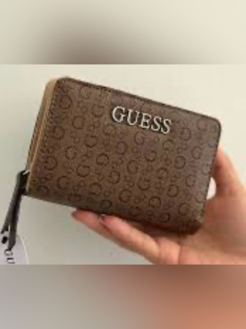 GUESS  Saffron Logo Zip Around Wallet New